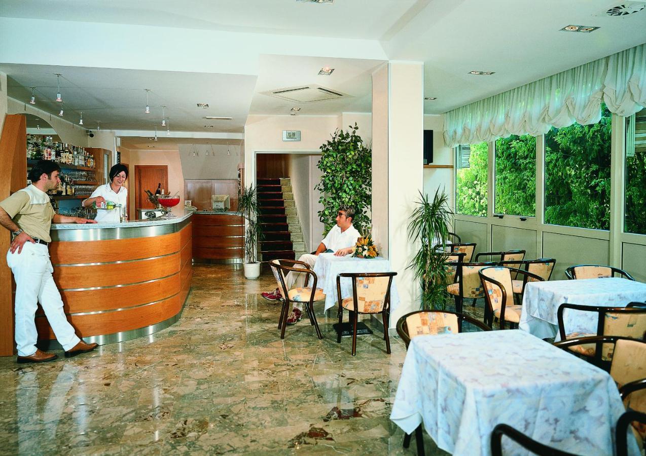 California Pastry Hotel Cervia Exteriér fotografie